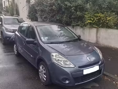 Renault Clio 1.2 75
