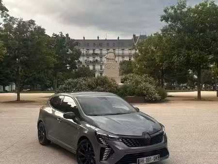 Renault Clio E-Tech 1.6 145 Esprit Alpine