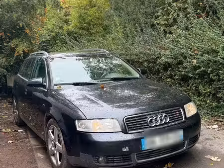 Audi A4 V6 2.5 TDI 155
