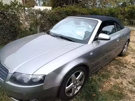 Audi A4 V6 3.0 220