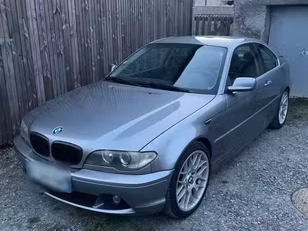 BMW Série 3 330d 3.0 204