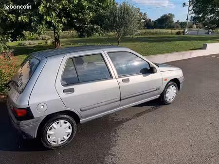Renault Clio 1.2 60