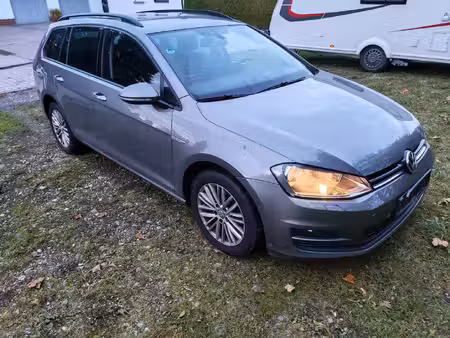 Volkswagen Golf 2.0 TDI 110 Cup 4Motion
