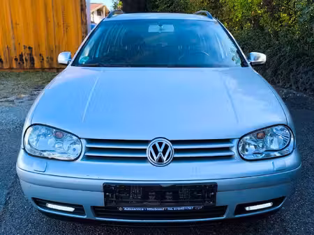Volkswagen Golf 1.6 105