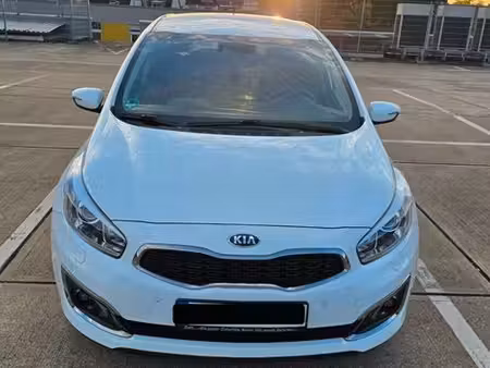 Kia Ceed GT 1.6 GDi 135 Spirit
