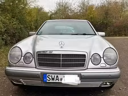 Mercedes-Benz Classe E E 320