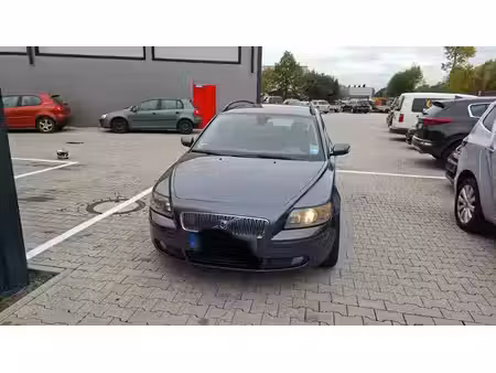 Volvo V50 2.4 140