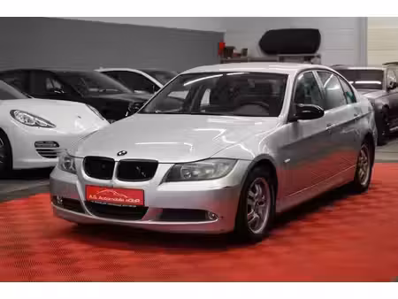 BMW Série 3 318i 2.0 143