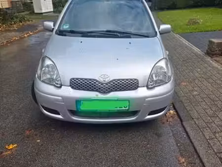 Toyota Yaris 1.0 65