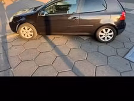 Volkswagen Golf 2.0 TDI 140