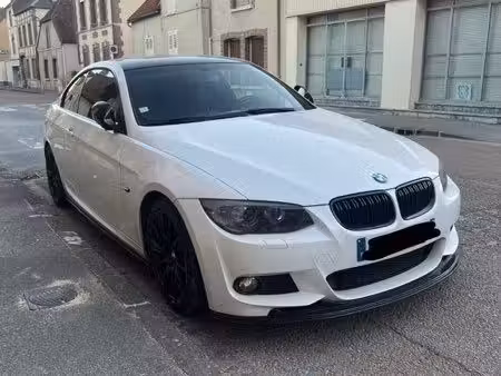 BMW Série 3 318i