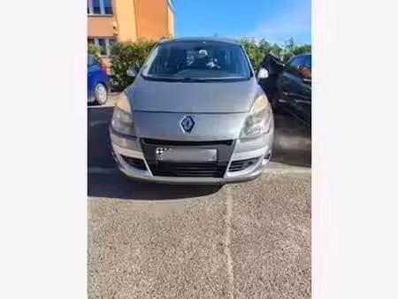 Renault Scénic 1.9 dCi 130 Dynamique