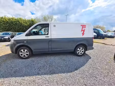Volkswagen Transporter T5 2.0 TDI 84