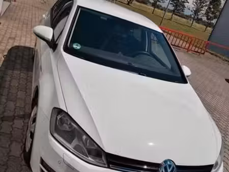 Volkswagen Golf 1.6 TDI 110