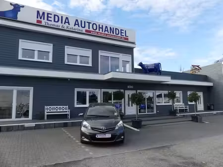 Toyota Yaris 1.3 VVT-i 99