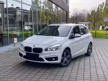 BMW Série 2 218i 1.5 136