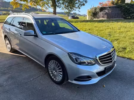 Mercedes-Benz Classe E E 350 E V6 3.0 252