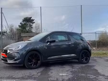 DS 3 1.2 110 Performance Line