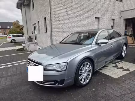 Audi A8 V8 4.2 TDI quattro