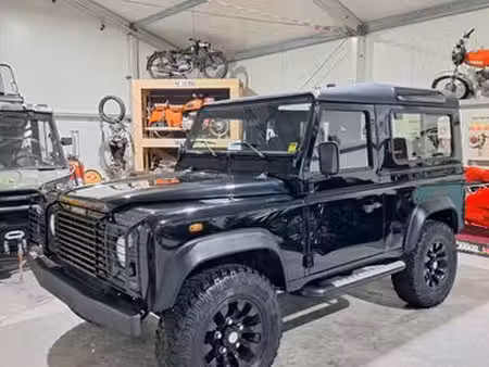 Land Rover Defender TD5 2.5 122 Station Wagon