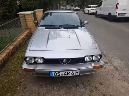 Alfa Romeo GTV 2.5