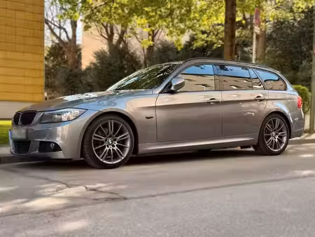 BMW Série 3 330i 3.0 272 M Performance