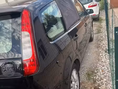 Ford C-max SE