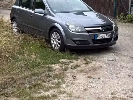 Opel Astra 1.4 90
