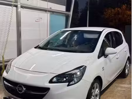Opel Corsa 100