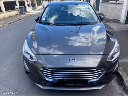 Ford Focus 1.0 125