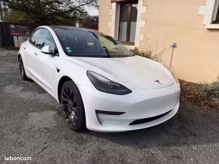 Tesla Model 3 Performance 482 PUP 4x4