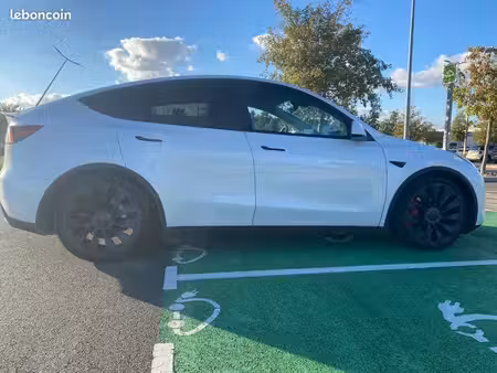 Tesla Model Y Performance 462 4x4