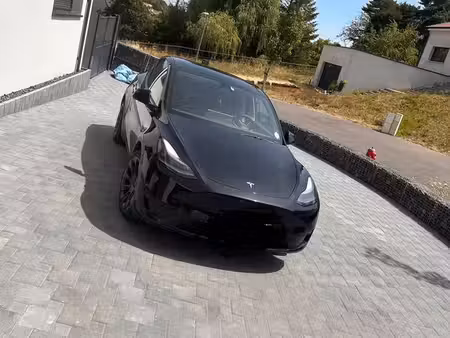 Tesla Model Y Standard 275