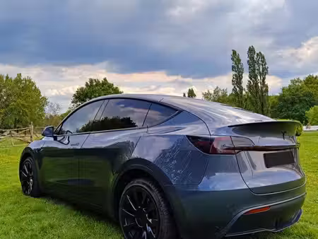 Tesla Model Y Grande Autonomie 275 4x4