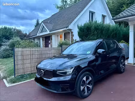 Volvo XC40 B3 2.0 163