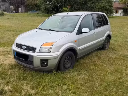 Ford Fusion 1.6 100
