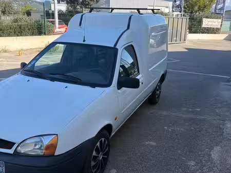 Ford Courrier 1.8