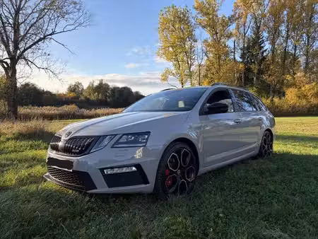 Škoda Octavia RS 2.0 TSI 245