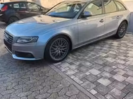 Audi A4 V6 3.0 TDI S line quattro