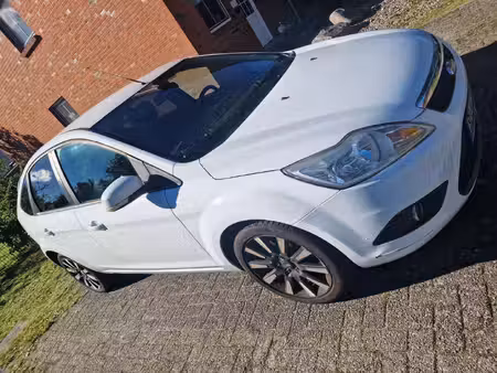 Ford Focus 1.8 125