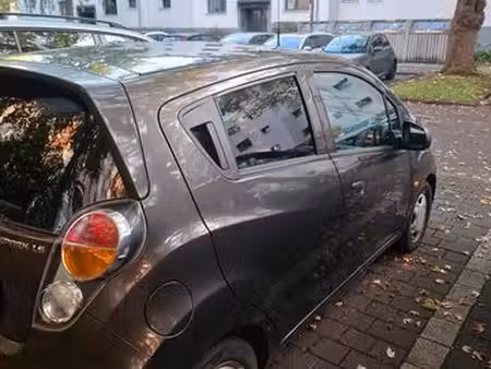 Chevrolet Spark 1.0 68