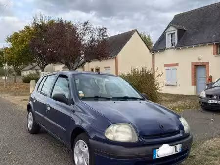 Renault Clio 1.2 58