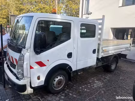 Renault Maxity 2.5 131