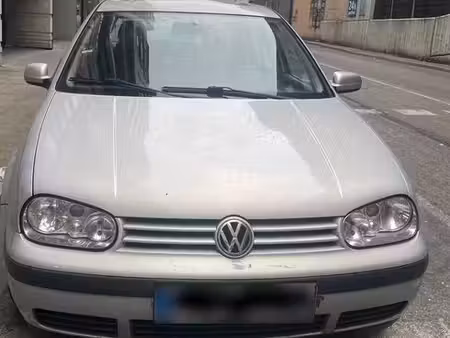 Volkswagen Golf 1.6