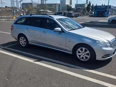 Mercedes-Benz Classe E E 200 2.1 CDI 136