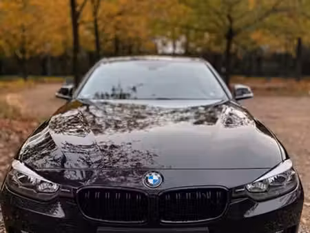 BMW Série 3 318d 2.0 143