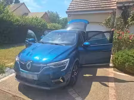 Renault Arkana E-Tech 1.6 145 Intens