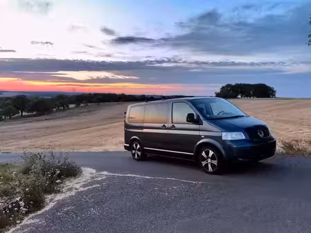 Volkswagen Transporter T5 2.5 TDI 131