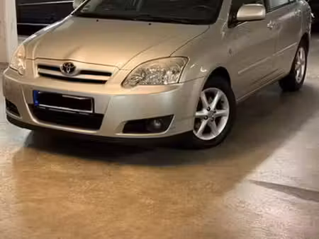 Toyota Corolla 2.0 116