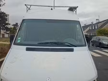 Mercedes-Benz Sprinter 211 2.2 109